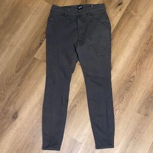GAP Women's Gray Skinny Pants